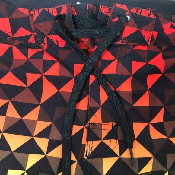 Y2K Hang Ten Board Shorts Size 38 Vintage Rasta Geometric Pattern Surf S… - Picture 4 of 8